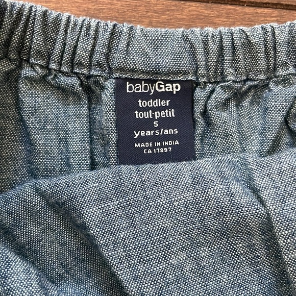 Baby Gap romper - Picture 4 of 5